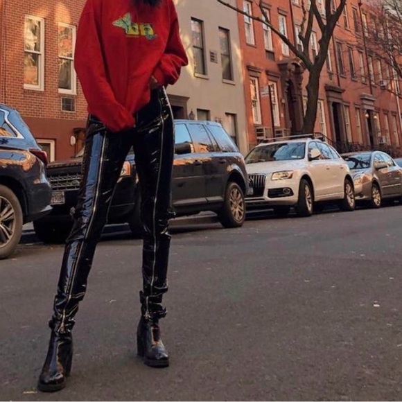 🖤🔥 Danielle Guizio Black Patent/Vinyl Zip Pants - Size 4 🔥🖤 - Picture 2 of 6